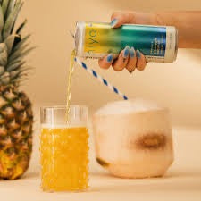 4-Pack Hiyo Pineapple Coconut Organic Social Tonic